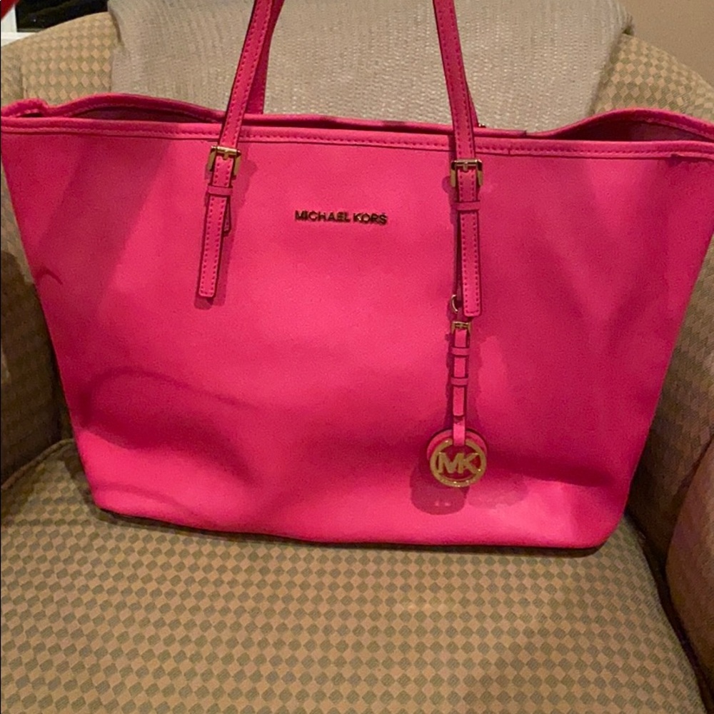 Michael Kors Jet Set Travel Tote - Hot Pink